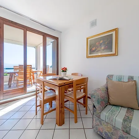 Apartment La Corona *